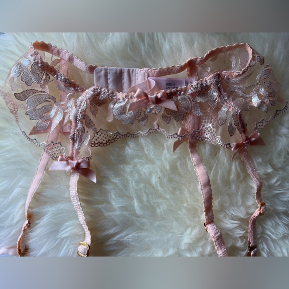 Agent Provocateur Sparkle 3 piece set - Picture 5 of 9